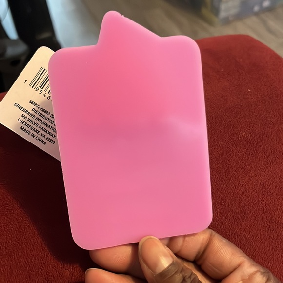 Beautiful pink unicorn phone holder. - Picture 4 of 4